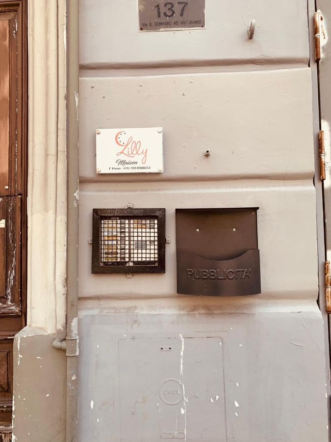 Maison Lilly Napoli Bagian luar foto