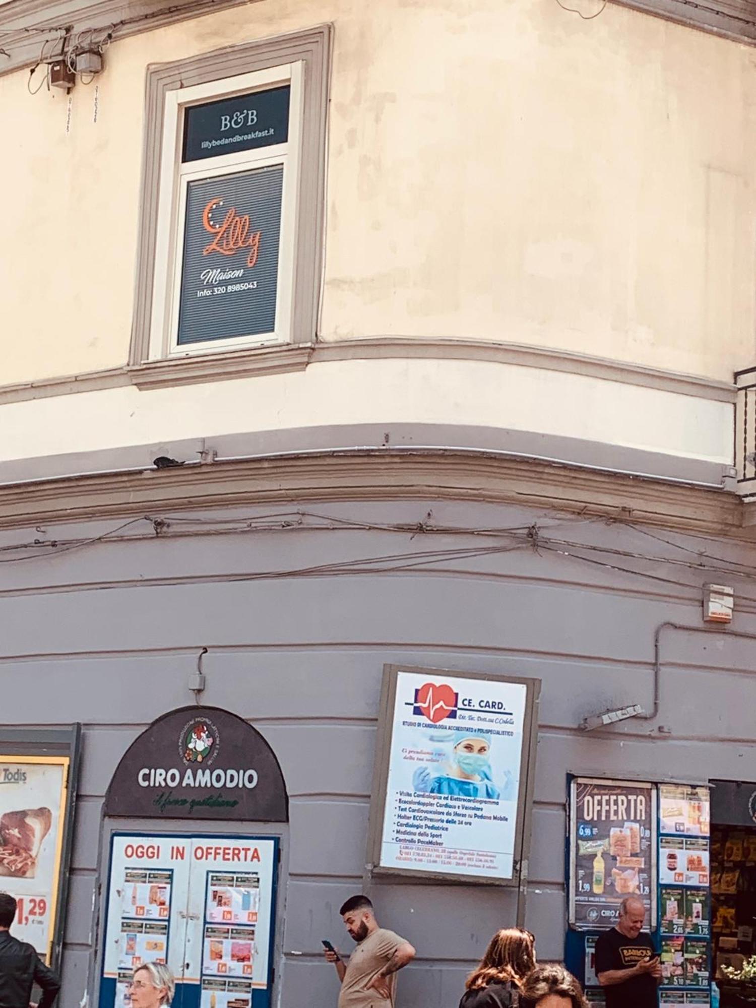 Maison Lilly Napoli Bagian luar foto